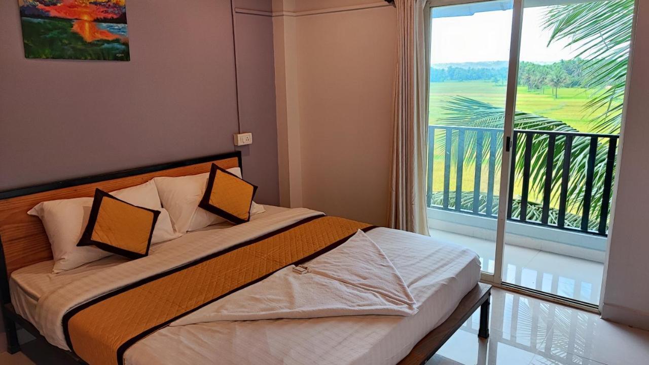 Shivam Bnb Мандрем Экстерьер фото