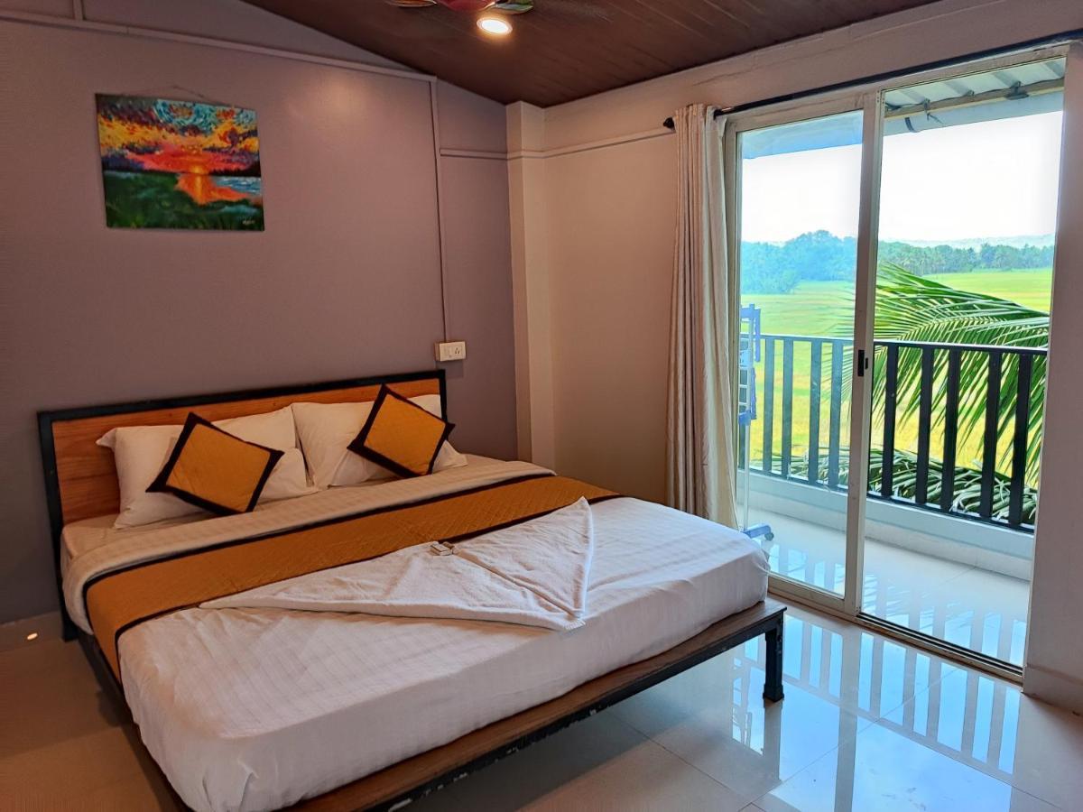 Shivam Bnb Мандрем Экстерьер фото
