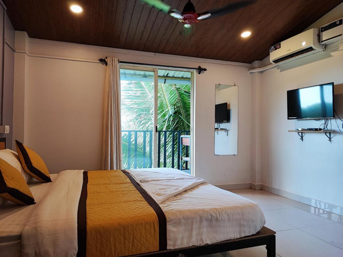Shivam Bnb Мандрем Экстерьер фото