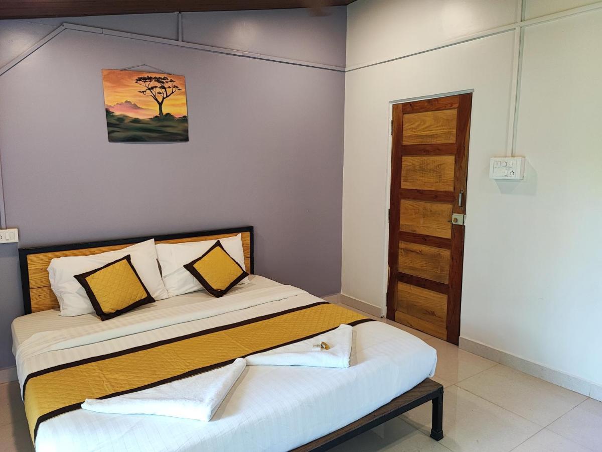 Shivam Bnb Мандрем Экстерьер фото